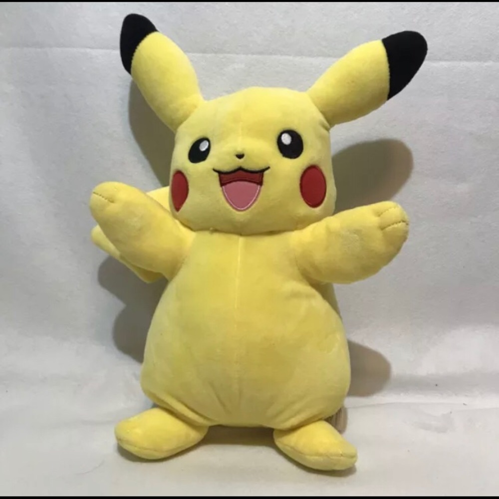 WCT Pikachu Plush Stuffed Animal Light Up Talks Works Yellow 10" Tall